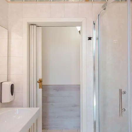 Mirabilia Golden Guest house